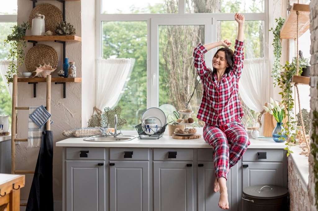 How to Clean Rustic Kitchen Cabinets