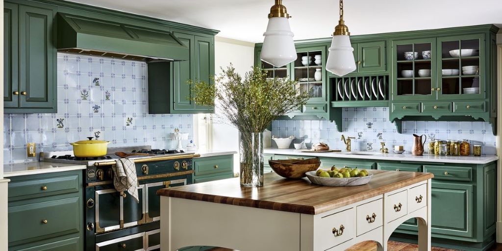 What Colors Go With Green Kitchen Cabinets