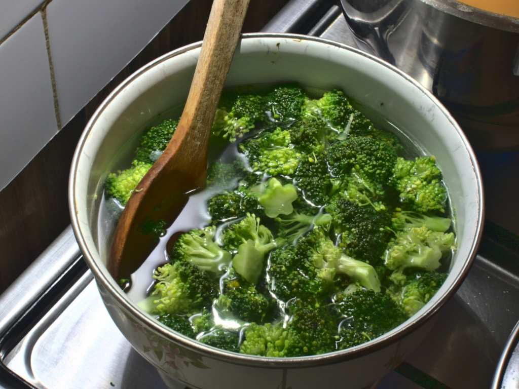 What is the best method for broccoli