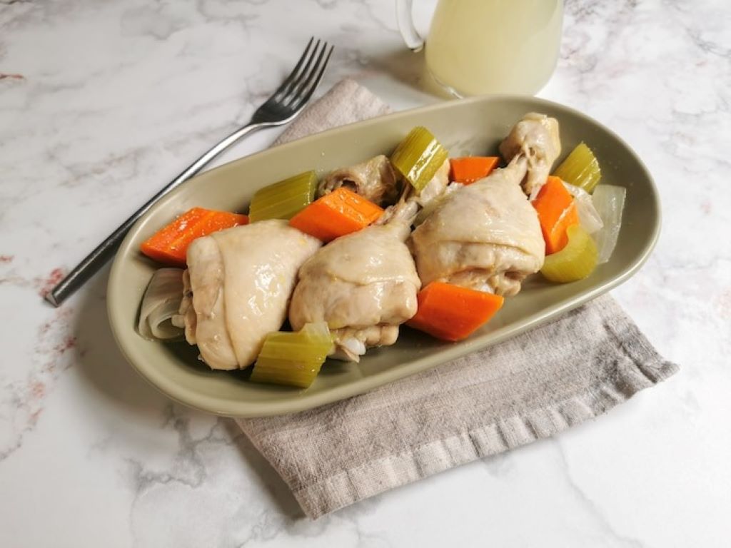 How to boil chicken step by step