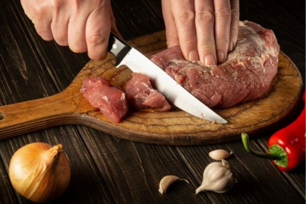 Kitchen Tips : How to Sanitize Cutting Boards