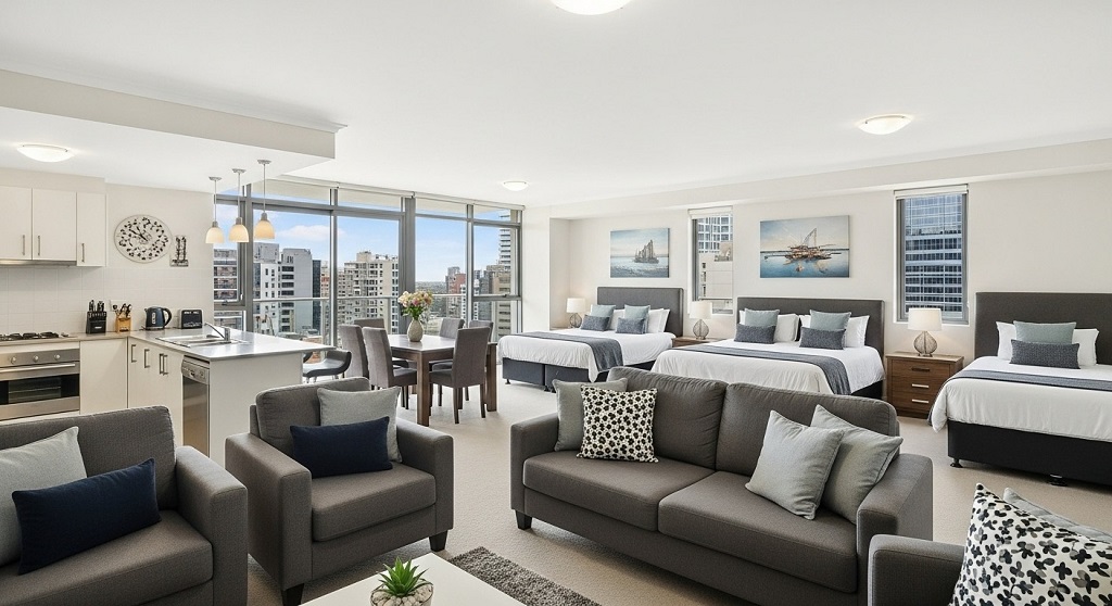 Spacious living room in a family-friendly 3 bedroom apartment